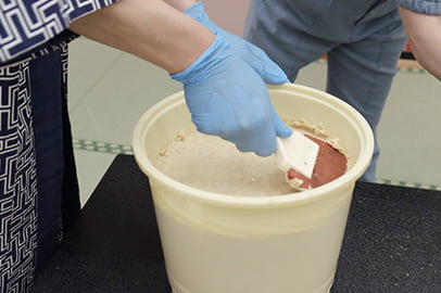 目黒麹店直伝！お宿でオリジナル味噌仕込み体験