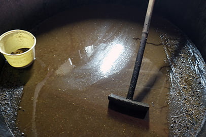 醤油作りは薪割から！創業150年以上老舗職人に学ぶホンモノの味体験