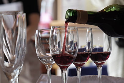 ふくしま農家の夢ワインで発酵体験作り手から醸造と発酵を学ぶ