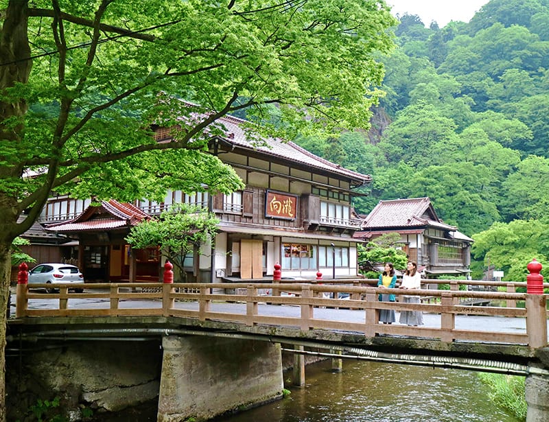 東山温泉