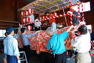 屋台に命が吹き込まれます