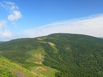 西吾妻山方面を臨む