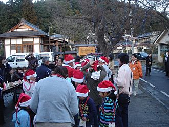 どんなプレゼントが待っているかな。。。