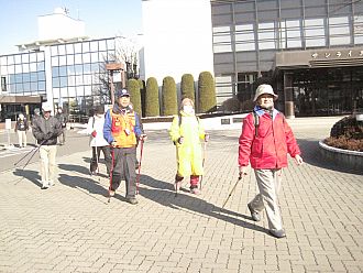 出発。みなさん、いってらっしゃーい