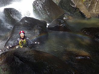 シャワーウォーク番長ともなると、虹も出すのも自由自在？