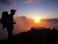 大朝日岳から見る御来光