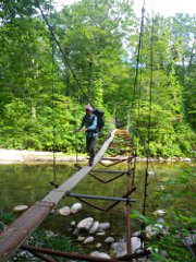 この吊り橋を渡ればゴールです