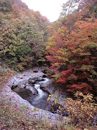 25日の中津川渓谷