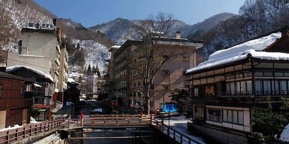 東山温泉