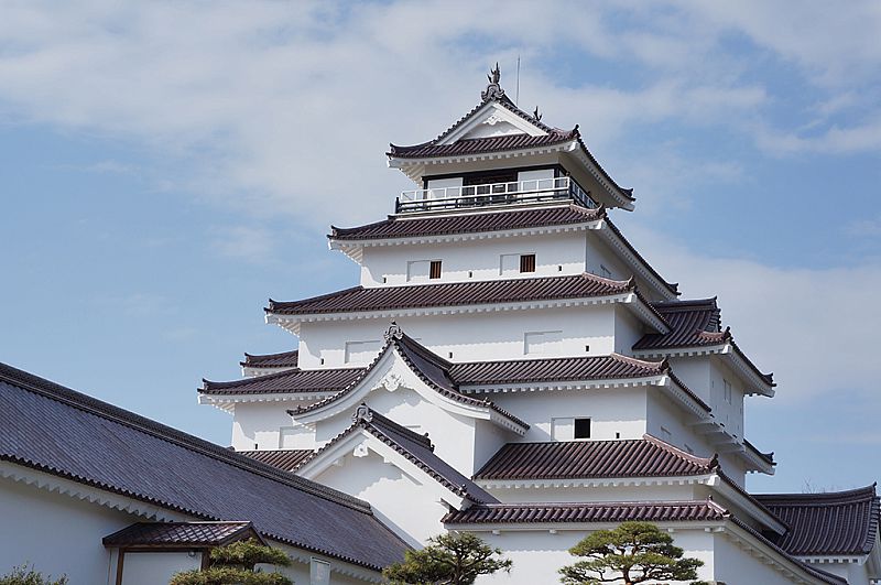 鶴ヶ城