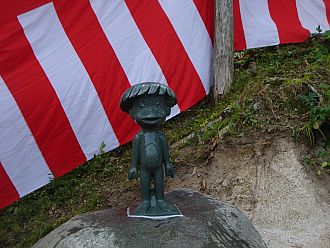 河童のかん吉くんも待っています。