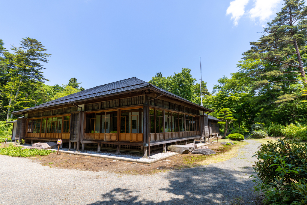 福島県迎賓館（旧高松宮翁島別邸）