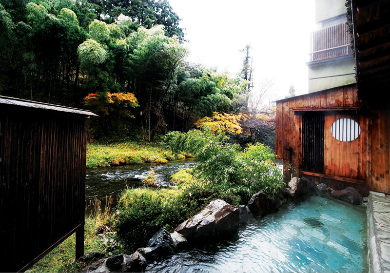 庄助の宿瀧の湯