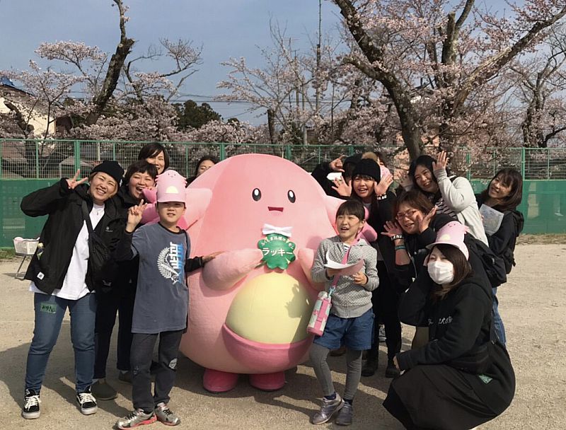 富岡さくら祭りにラッキー登場